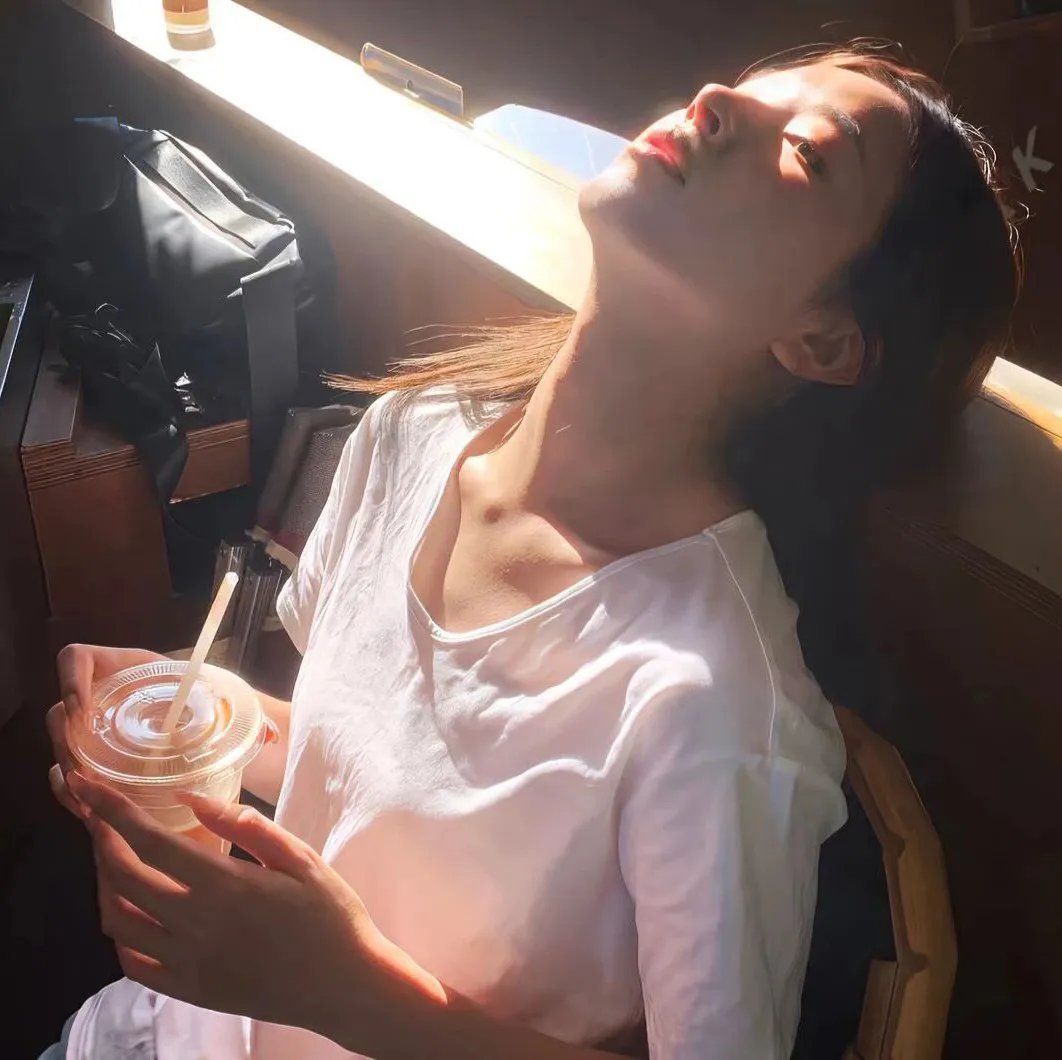 撞车逃逸